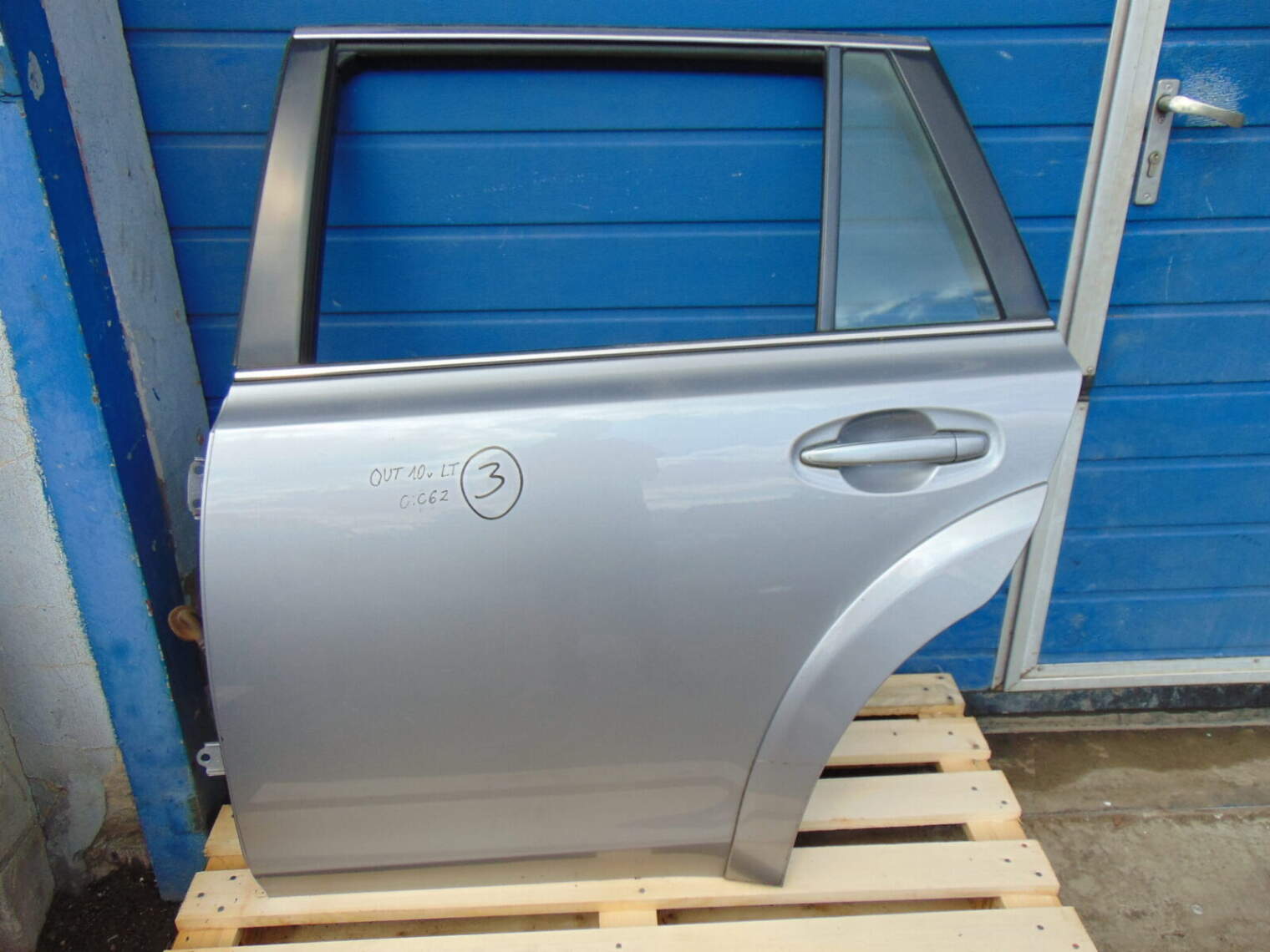 Subaru Outback Br IV Drzwi Lewe Tylne C6z Nr.3 60409AJ1159P ; 61042AJ011
