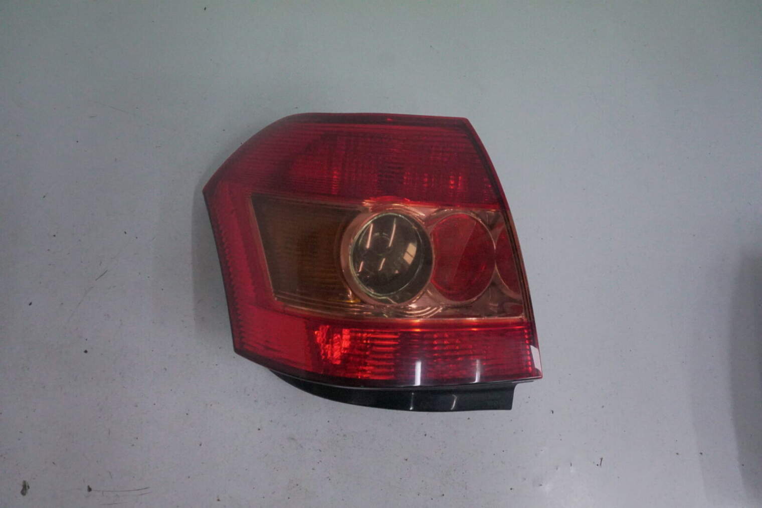 Toyota Corolla E12 Lampa Lewa Tylna Nr.42