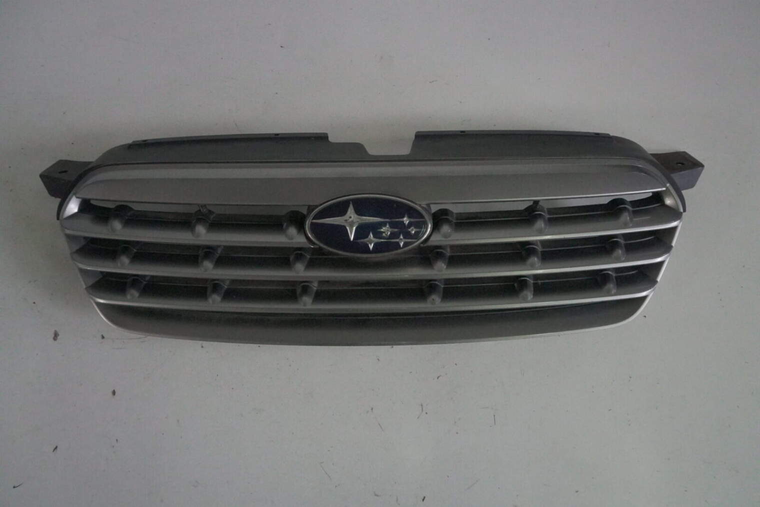 Subaru Outback Bl Atrapa Grill 91121ag160