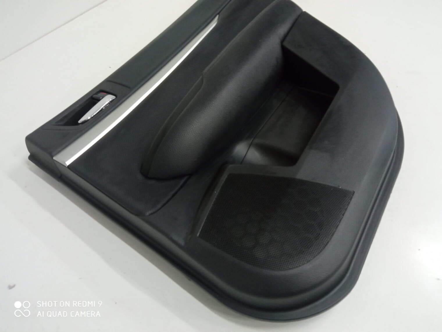 Subaru Legacy V Outback IV Tapicerka Boczek Drzwi Prawy Tylny Tyl Skóra S73508400 - obrazek 2