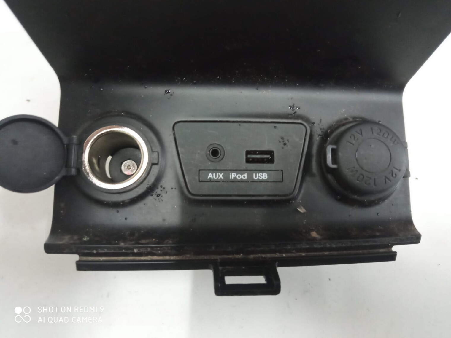 Hyundai IX35 Przełączniki Grzania Foteli Gniazdo Usb Aux 93310-Dy800 Fcy80n - obrazek 2
