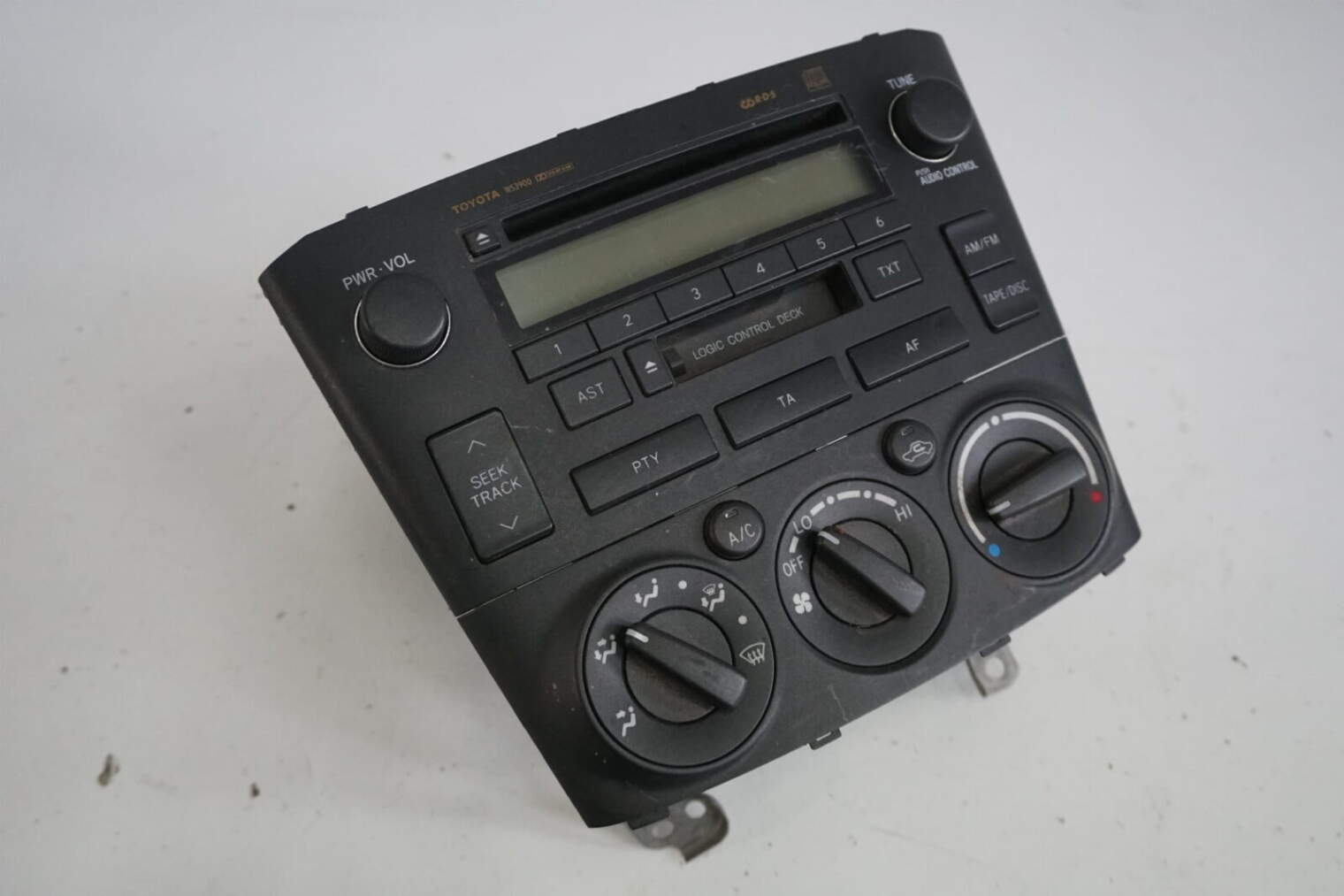 Toyota Avensis Radioodtwarzacz 86120-05070