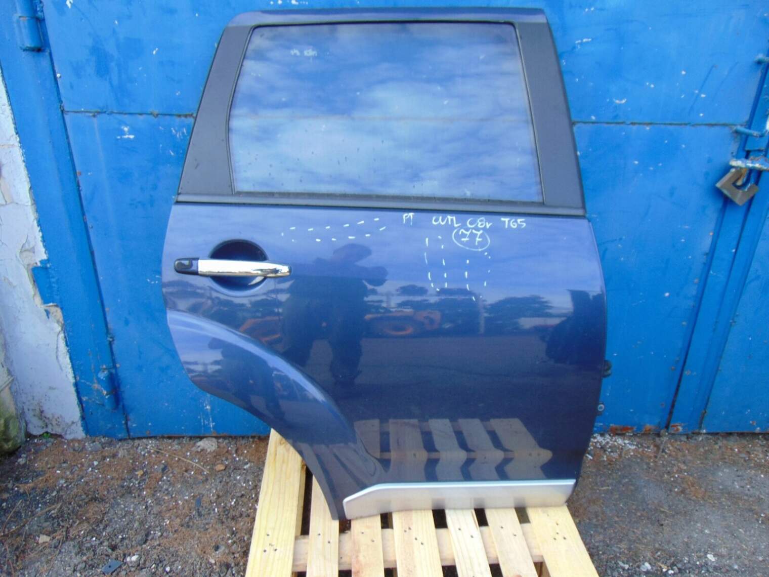 Mitsubishi Outlander II Drzwi Prawe Tylne T65