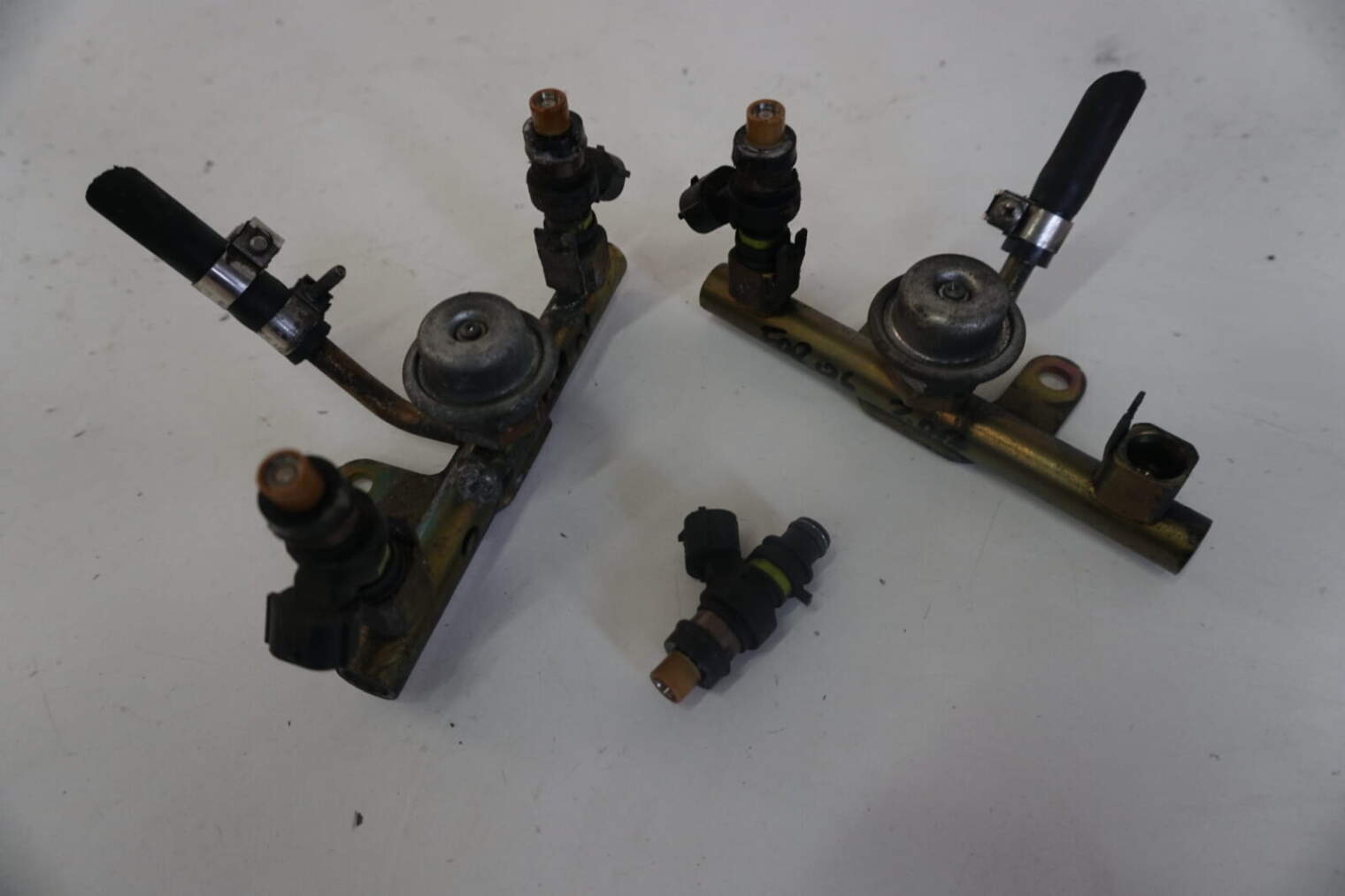 Subaru Wtryskiwacze Fbycg50 Ej204