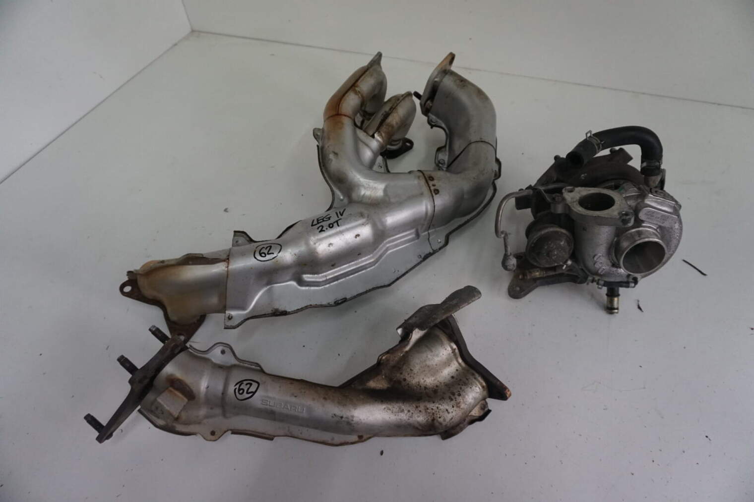 Subaru Legacy IV Space B Kolektor Turbosprężarka Vf38 14411aa470