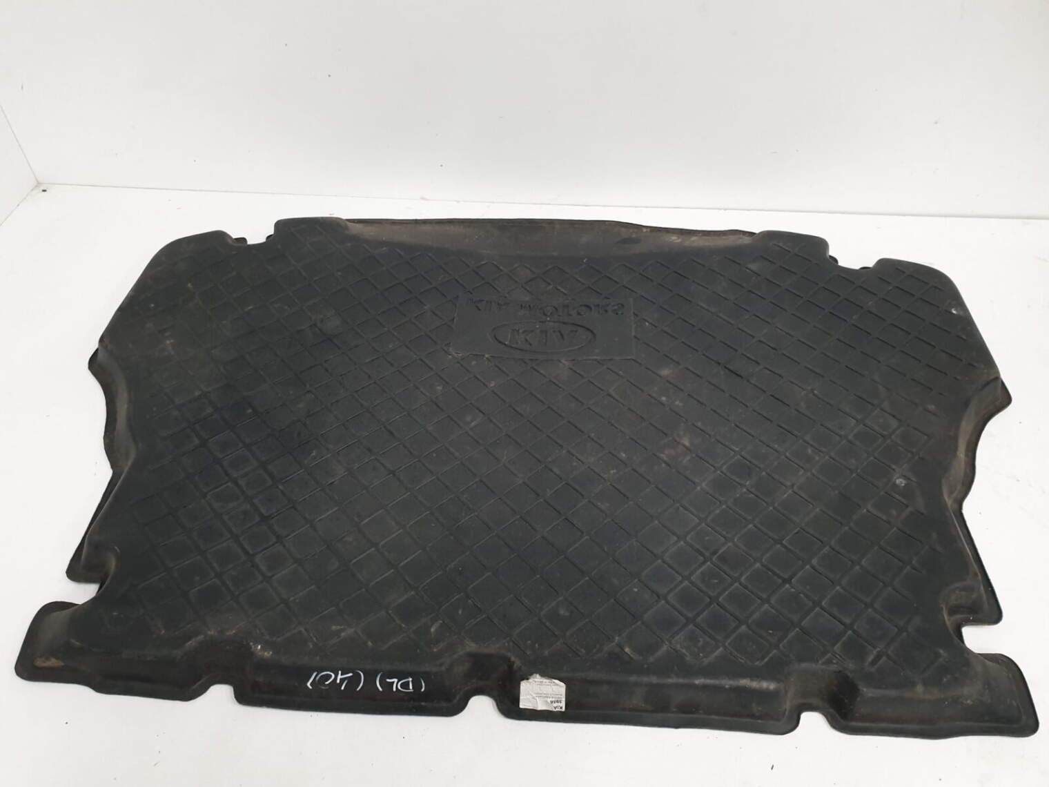 Kia Sorento I 2004r Mata Gumowa Podłoga Wykładzina Bagażnika P-05328460 (NR 40) - obrazek 4