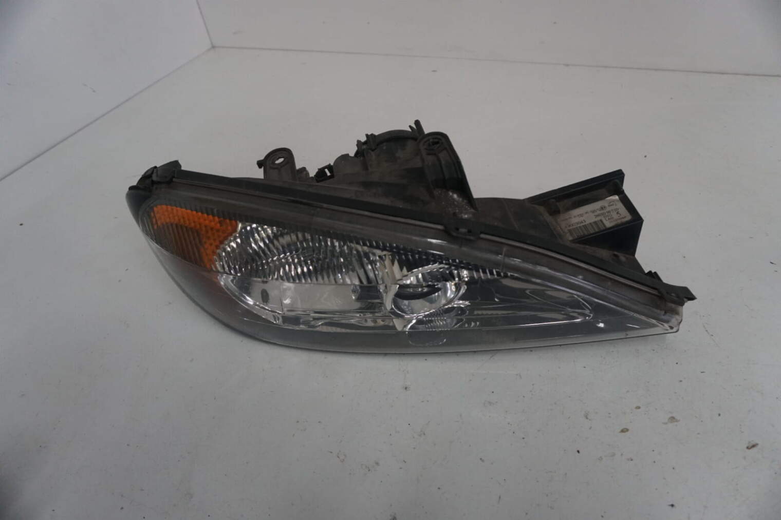 Nissan Primera P11 Lampa Prawa Przednia Xenon 260109f510