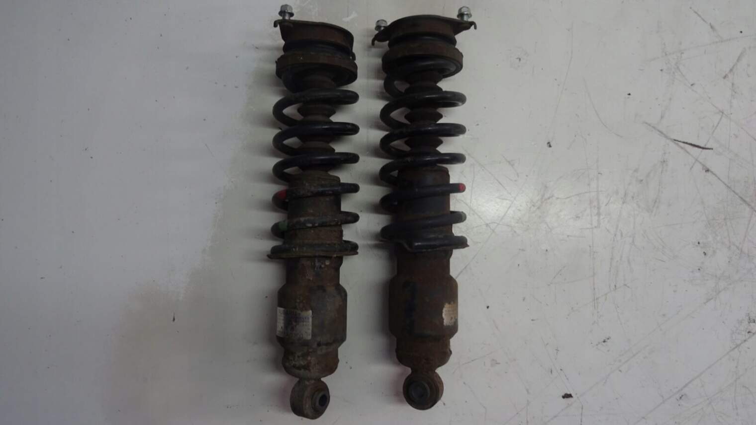 Subaru Outback Bl Amortyzatory Tylne 20365ag300