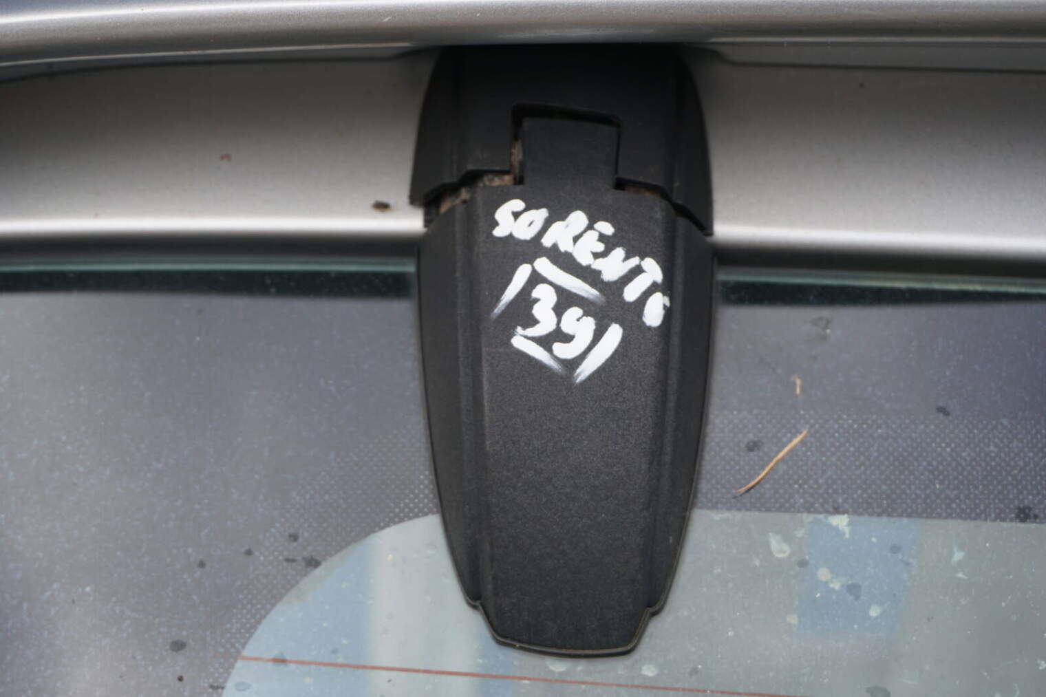 Kia Sorento I Jc Zawias Szyby Klapy Bagażnika