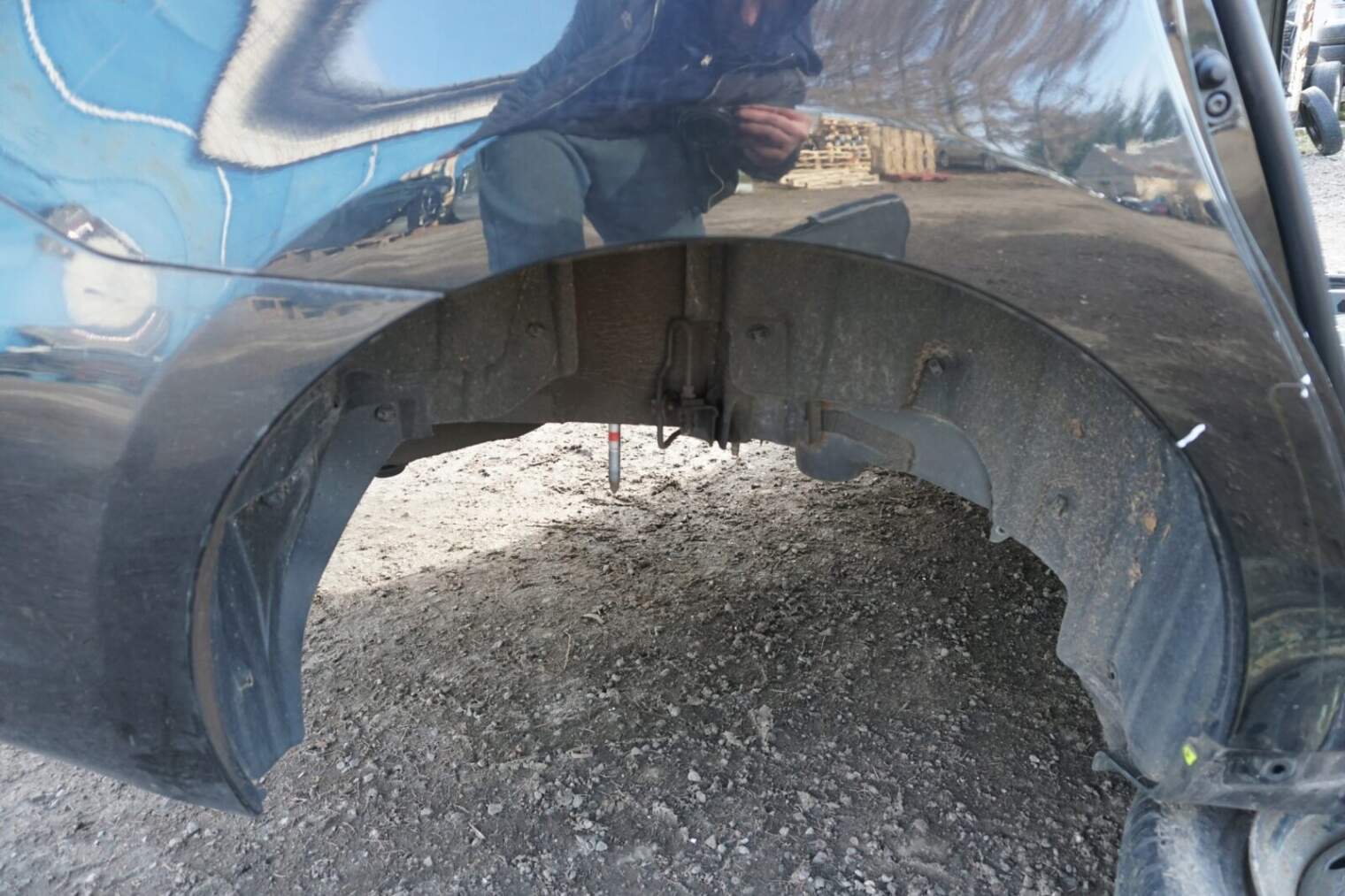 Toyota Avensis T27 Pas Klapa Zderzak Błotnik Tył - obrazek 13
