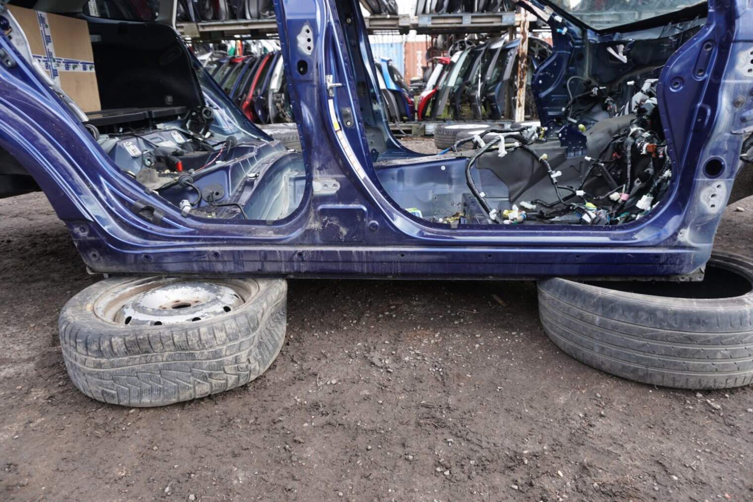 Subaru Levorg Próg Słupek Prawy K3x - obrazek 4