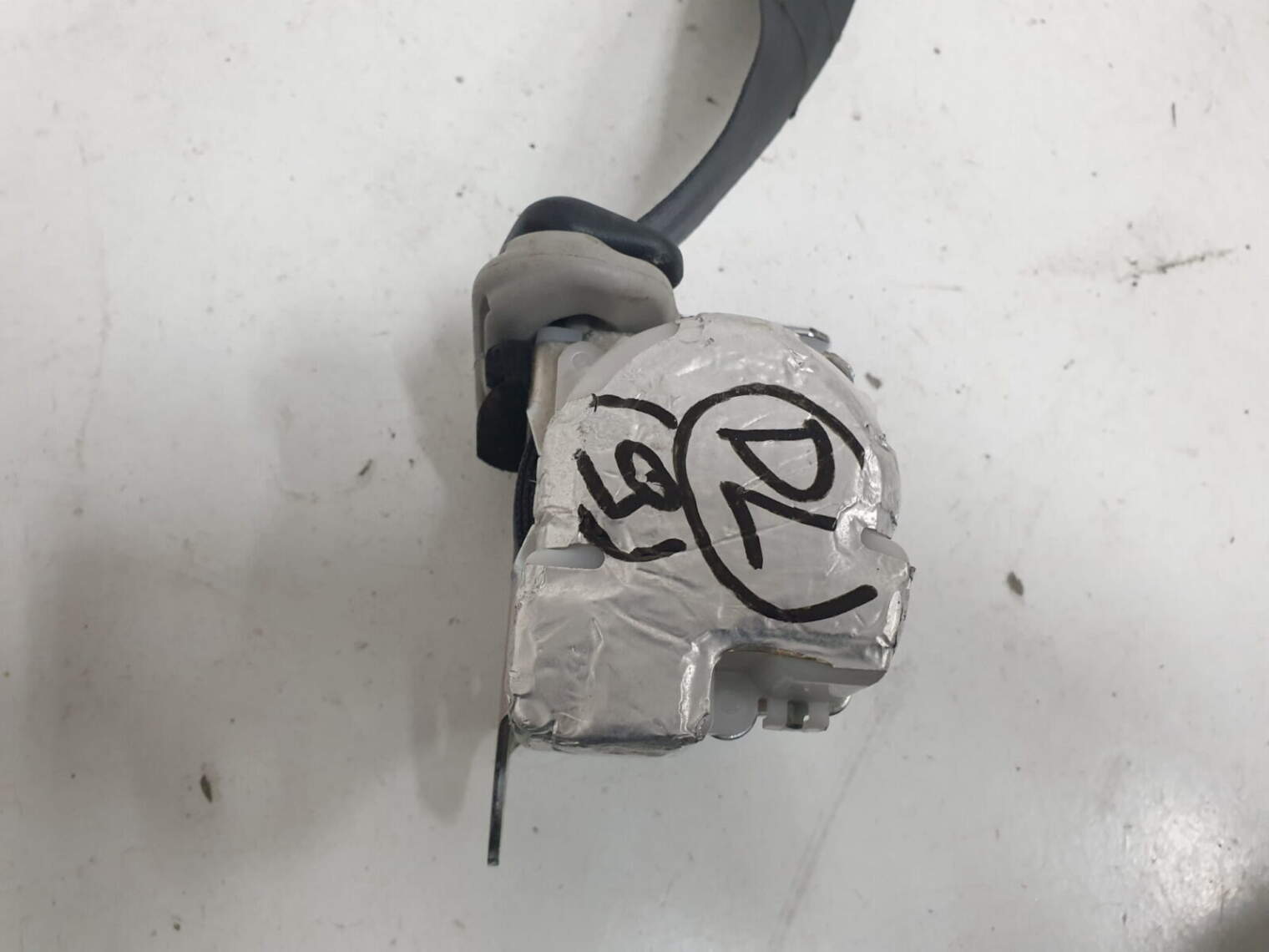 Suzuki Sx-4 Fiat Sedici Pas Bezpieczeństwa Tylny Tył 84960-79j0 - obrazek 4