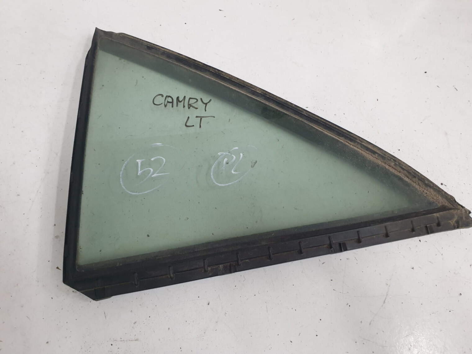 Toyota Camry 2007-2011r Szyba Drzwi Lewa Tylna Tyl Trójkąt