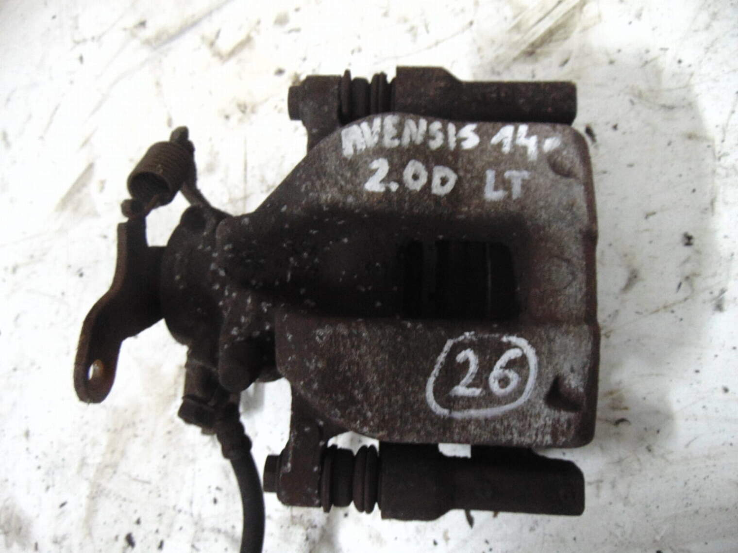 Toyota Avensis T27 2.0d D4d 2014r Sedan Lewy Tylny Zacisk Hamulcowy 4785005030 ; 4782209041