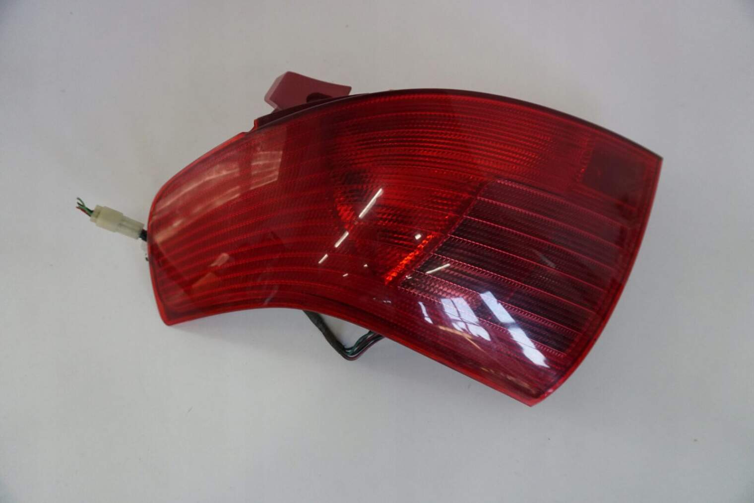 Suzuki Swift Mk6 III Lampa Lewa Tylna OEM 35670-62J00
