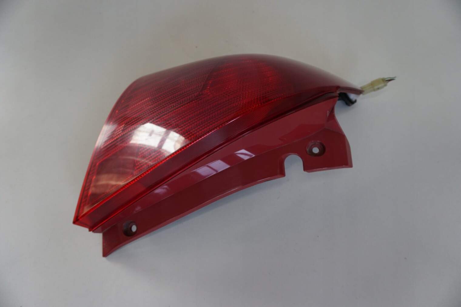 Suzuki Swift Mk6 III Lampa Lewa Tylna OEM 35670-62J00 - obrazek 2