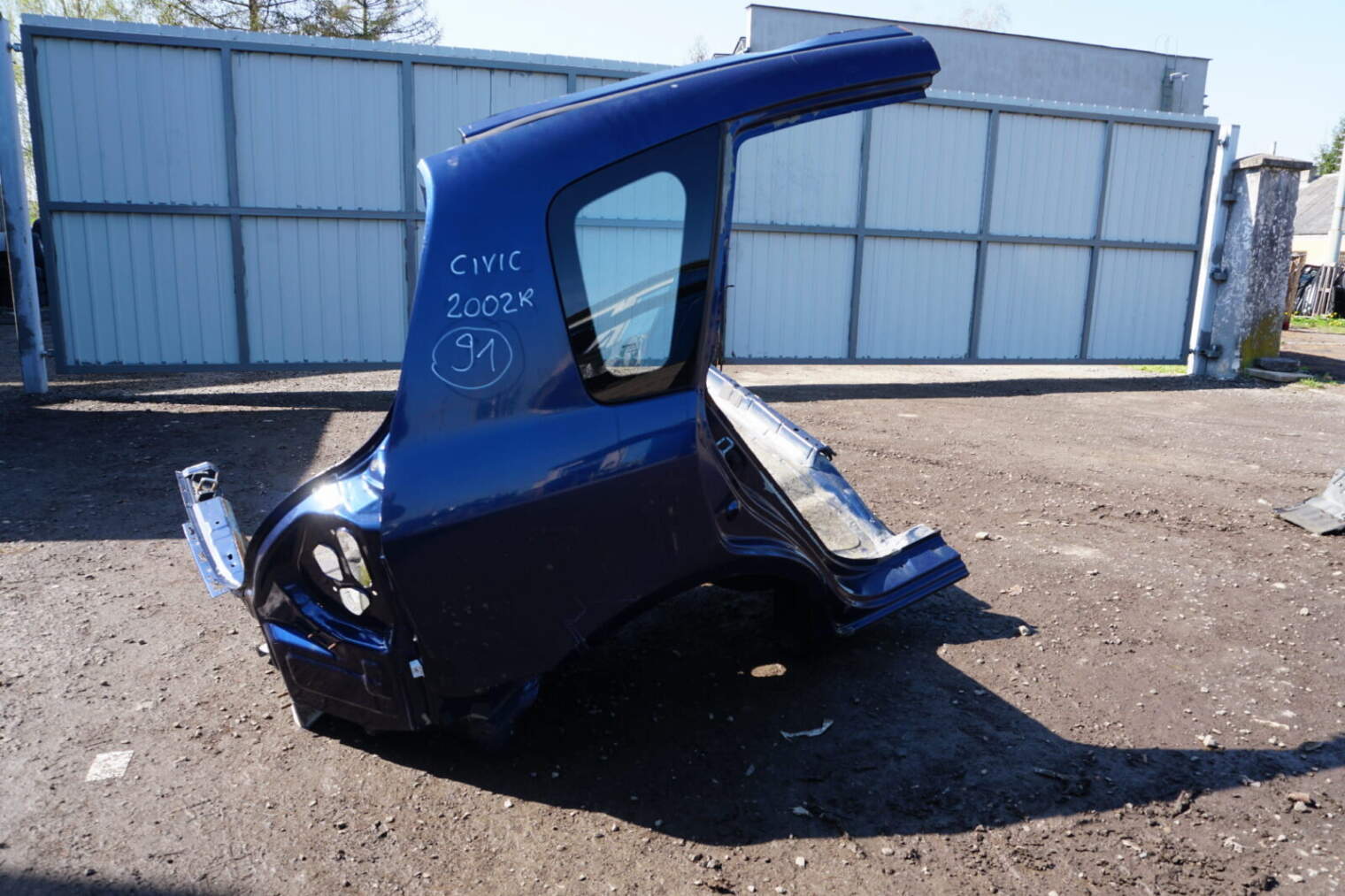 Honda CIVIc VII Błotnik Prawy Tylny 5 Drzwi