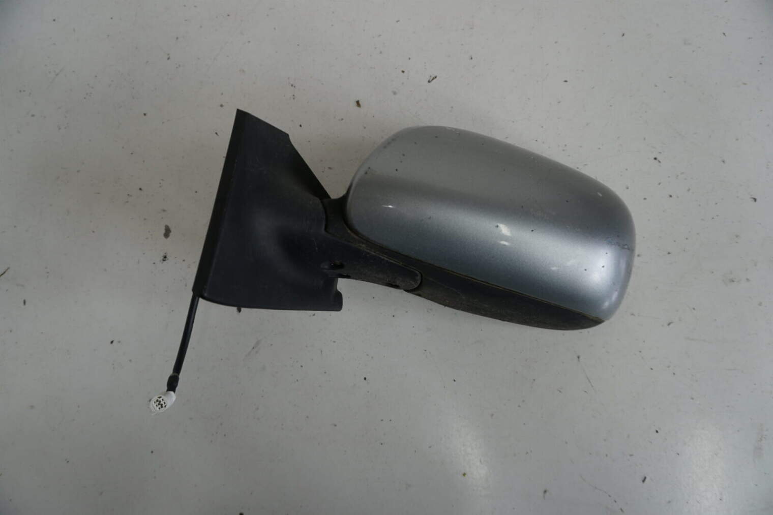 Toyota Yaris II 2007r Lusterko Lewe Kołor: 1f8 3pin 87940-0d210