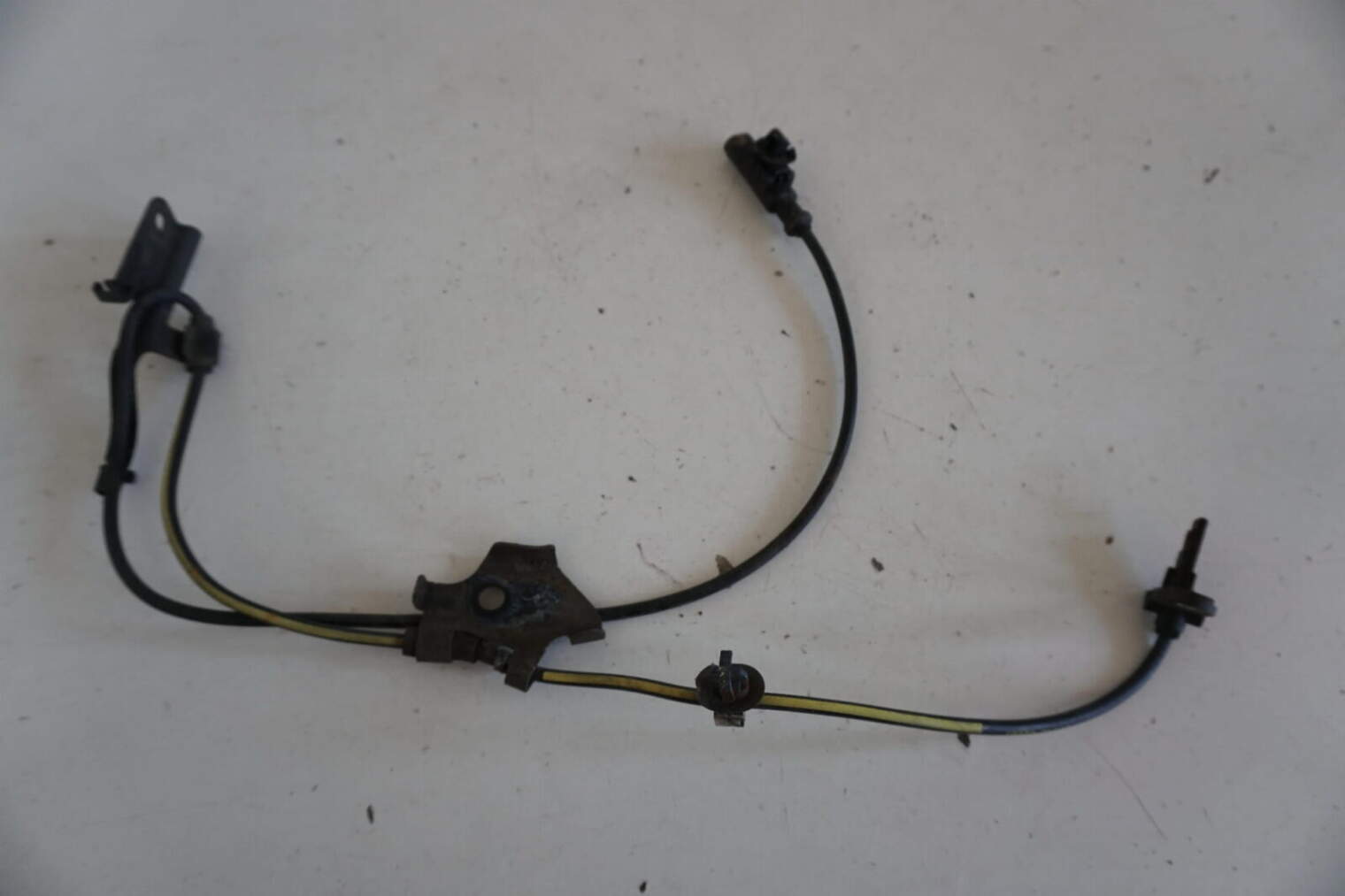 Toyota Avensis T27 Czujnik Abs Prawy Przedni 89542-02061