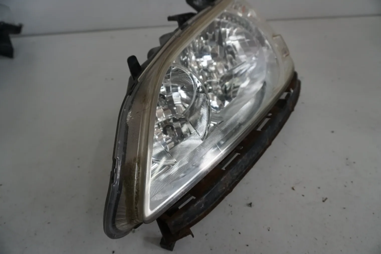 Honda CIVIc VII Sedan 2005r Lampa Lewa Przednia Przód Uk (NR 250) - obrazek 2