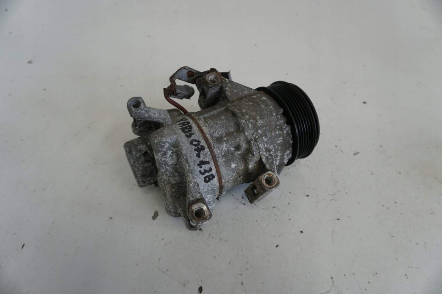 TOYOTA YARIS II SPREZARKA KOMPRESOR KLIMATYZACJI 447260-2331 5SER09C nr.101
