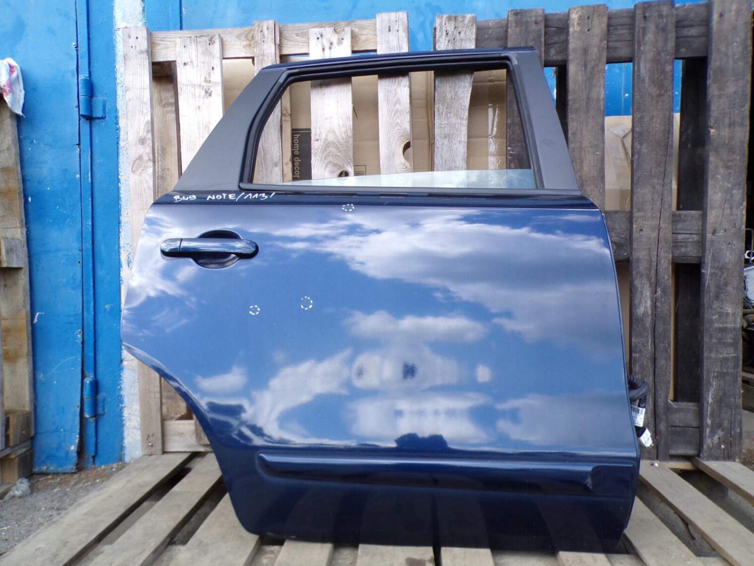 Nissan Note E11 Drzwi Prawe Tylne Bw9 Szyba Nr.113