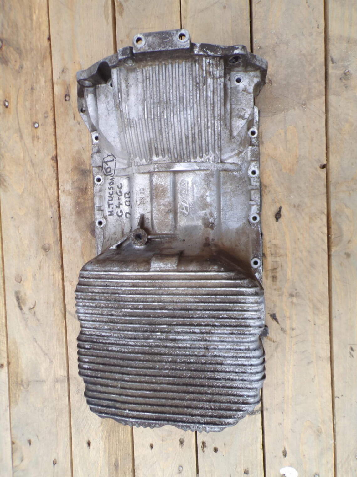 HYUNDAI TUCSON I miska olejowa 21521-23503 G4GC