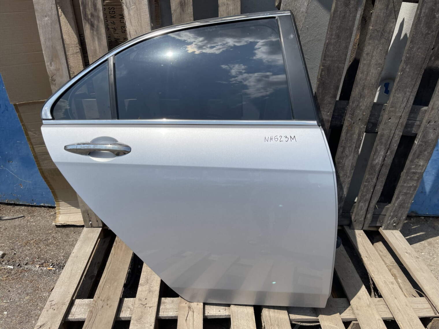 Honda Accord VII Drzwi Prawe Tylne NH623M