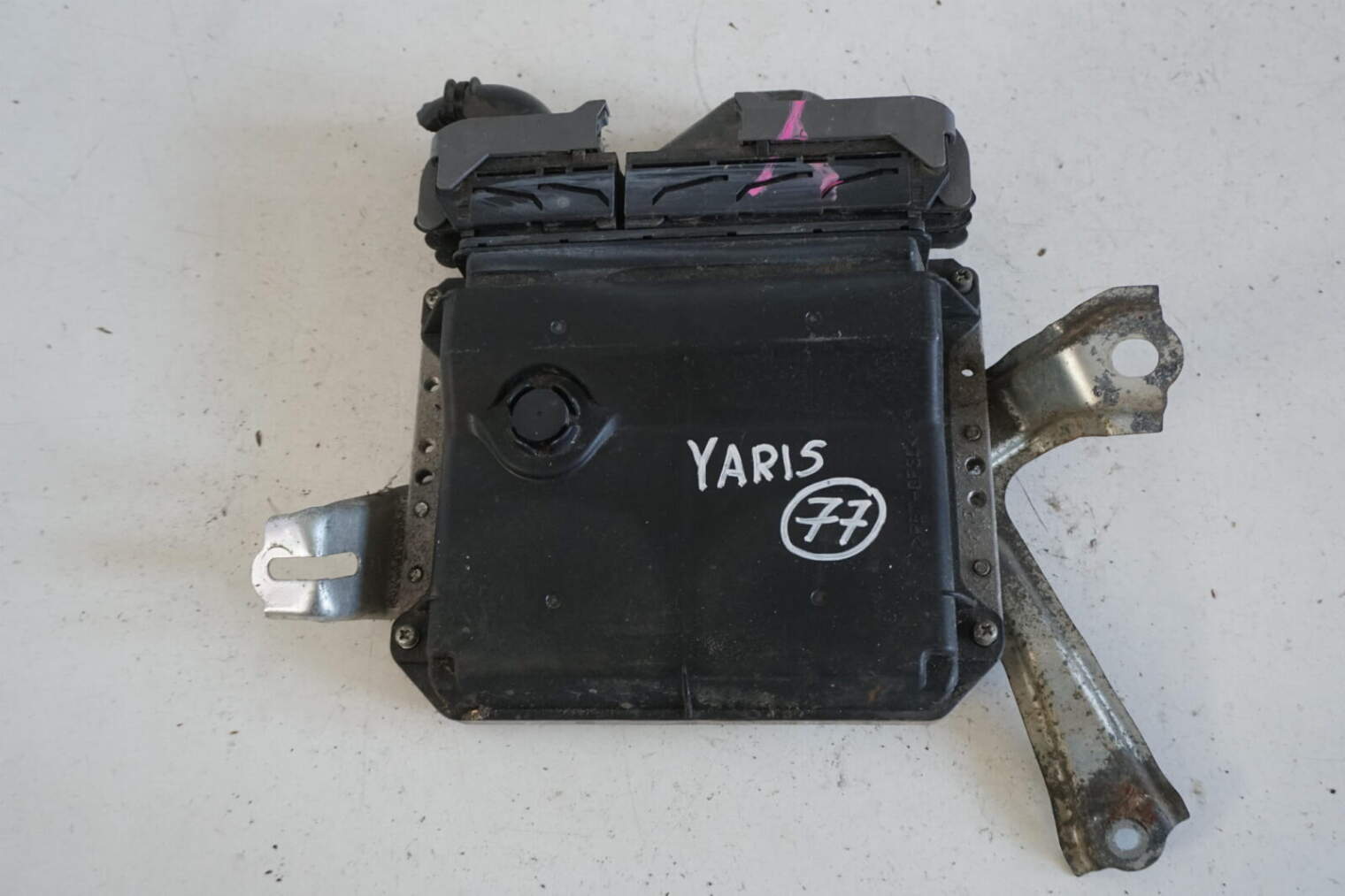 Toyota Yaris II Sterownik Silnika 89611-0d310