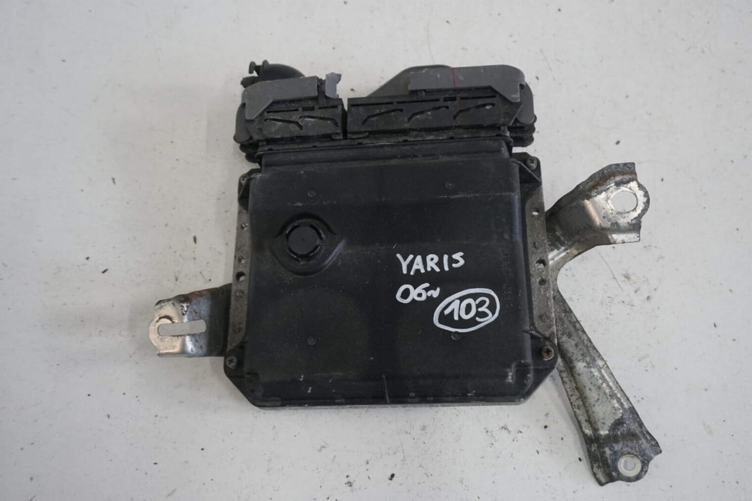 Toyota Yaris II Sterownik Silnik 89661-0d310 Nr.103