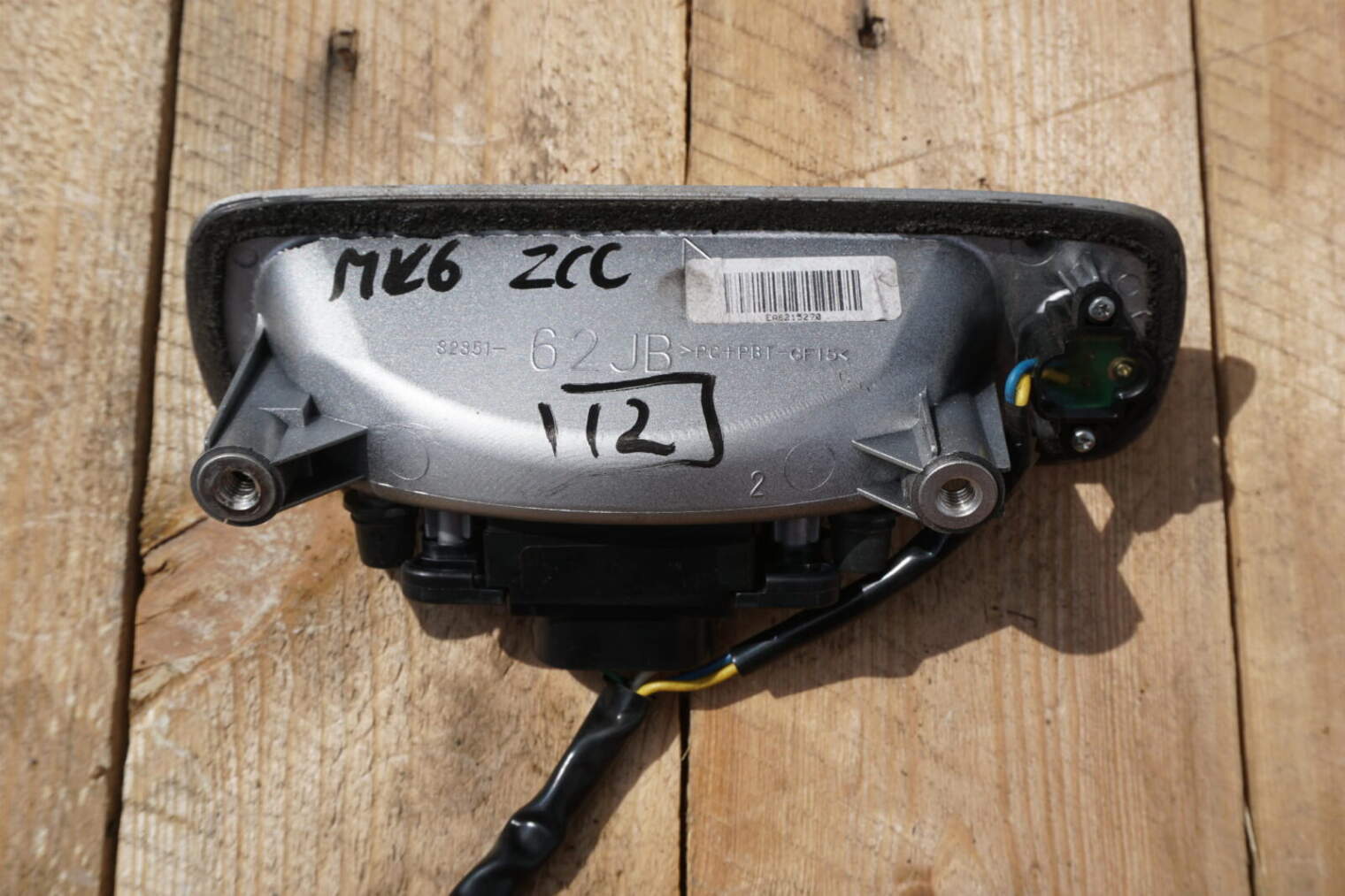 Suzuki Swift Mk6 Klamka Tylnej Klapy Kołor Zcc 82851-62jb - obrazek 2