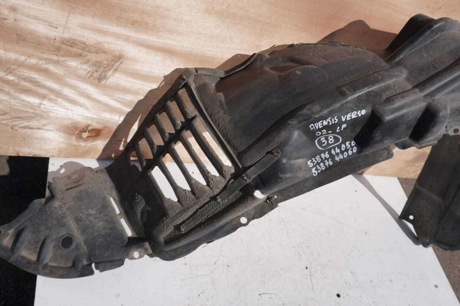 Toyota Avensis Verso 2002r Nadkole Lewe Przednie 53876-44050 53876-44060 - obrazek 2