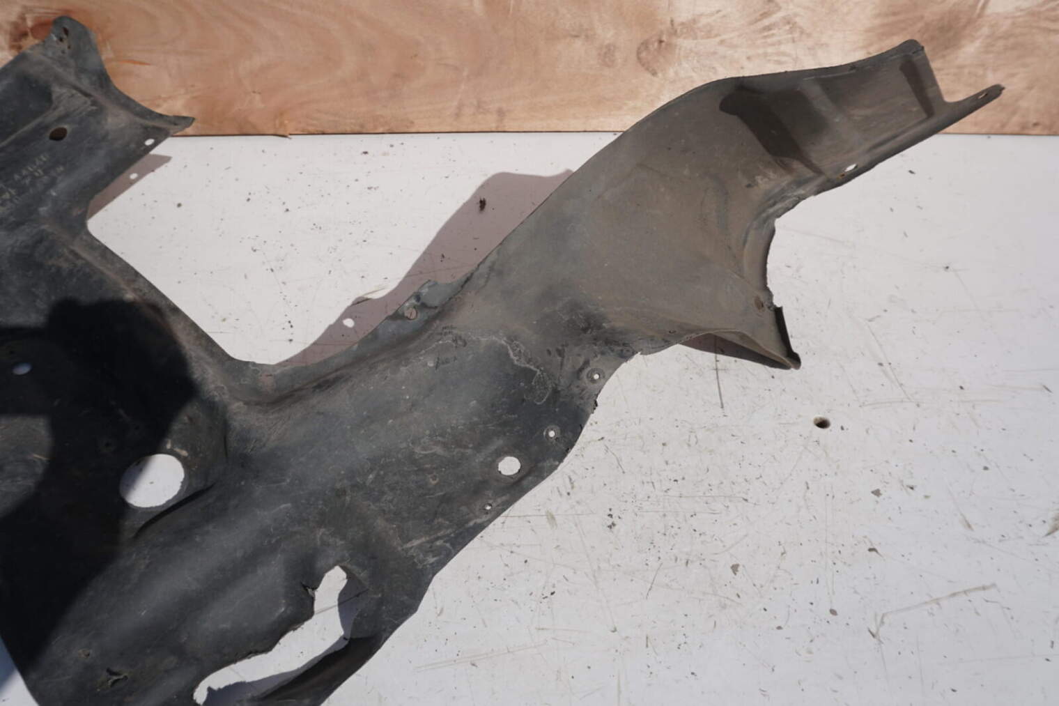 Toyota Avensis Verso 2002r Osłona Pod Silnik 51441-44040 51440-44010 - obrazek 3