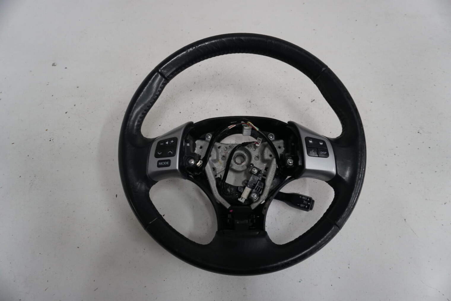 Lexus Is 220 2008r Kierownica Skórzana Gs120-02380
