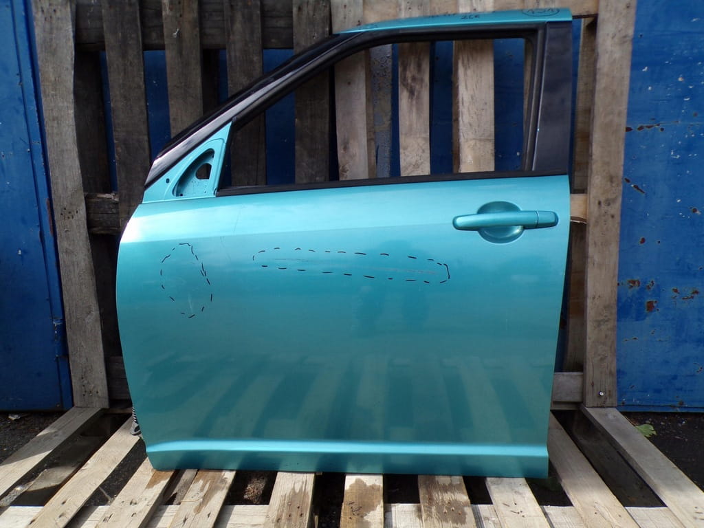 Suzuki Swift Mk6 III Drzwi Lewe Przednie ZKC