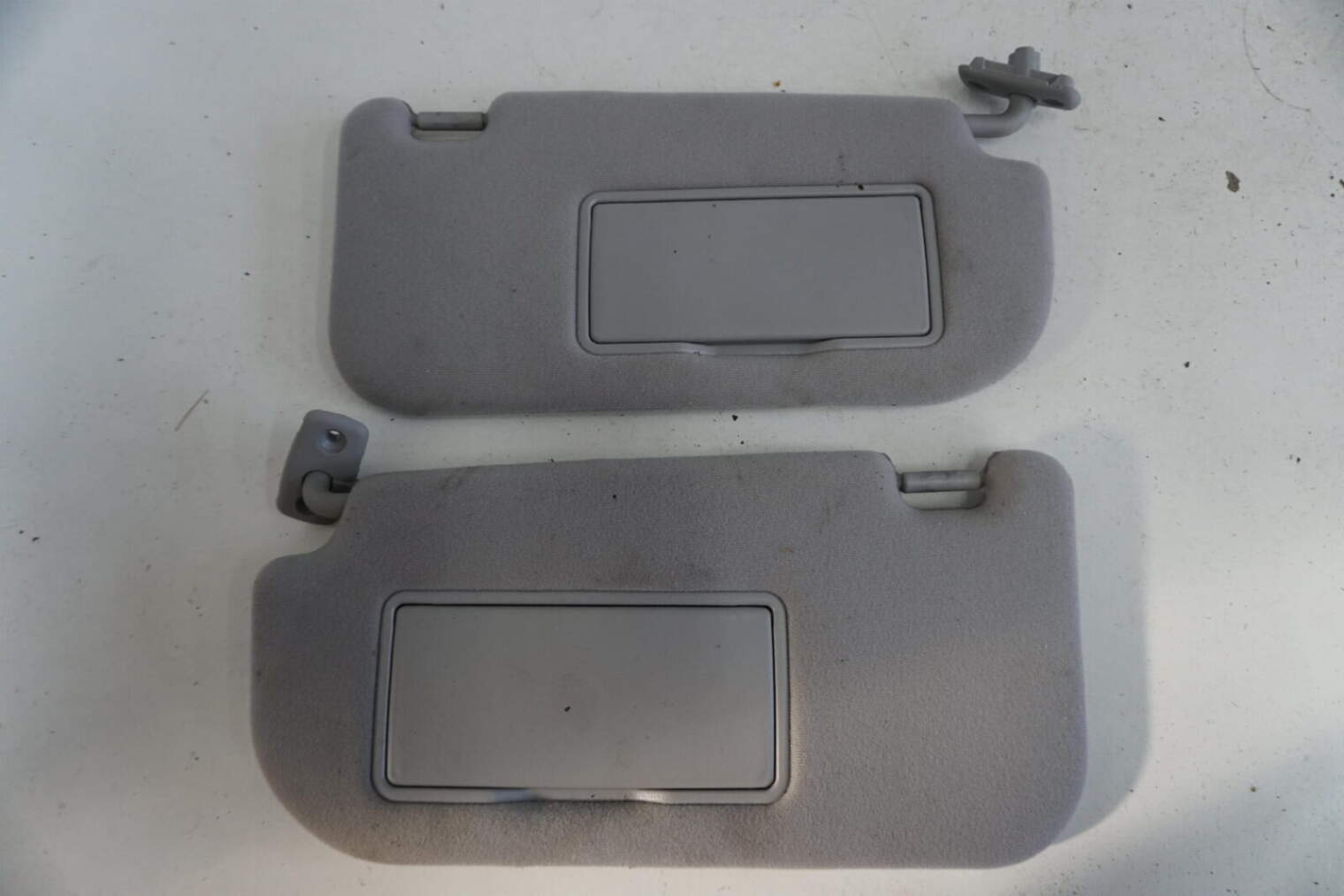 Kia Sportage II 04-10 Słonecznik Zasłonka Lewy Prawy Komplet