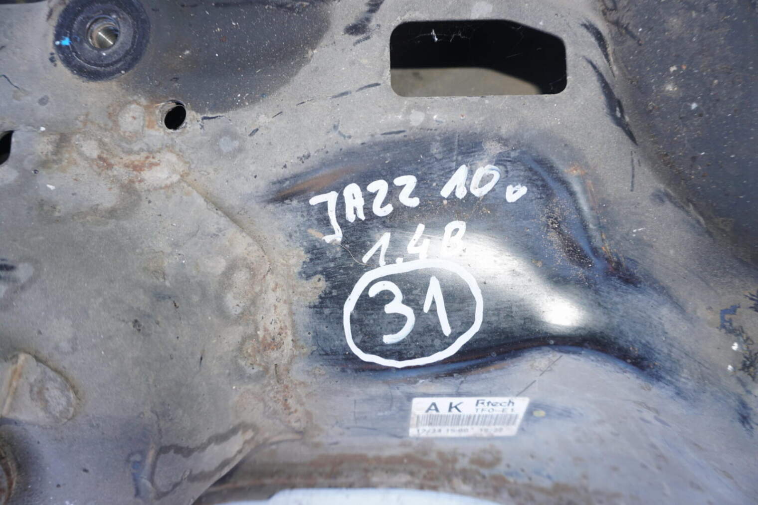 Honda Jazz III 2010r 1.4b Sanki Belka Zawieszenia Wózek Przednie - obrazek 2