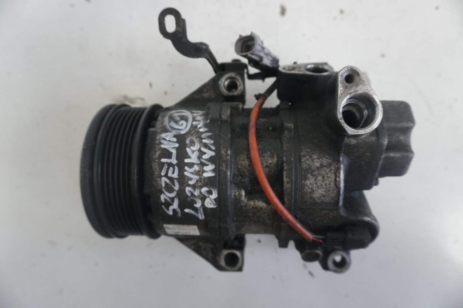 Toyota Yaris II USZKODZONY Kompresor Klimatyzacji 447260-3312 5ser09c