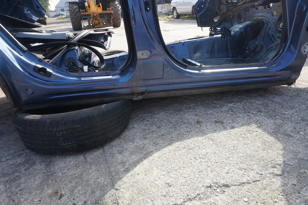 Subaru Forester IV Sj Próg Prawy Słupek F9h Podłoga 51449sg0009p