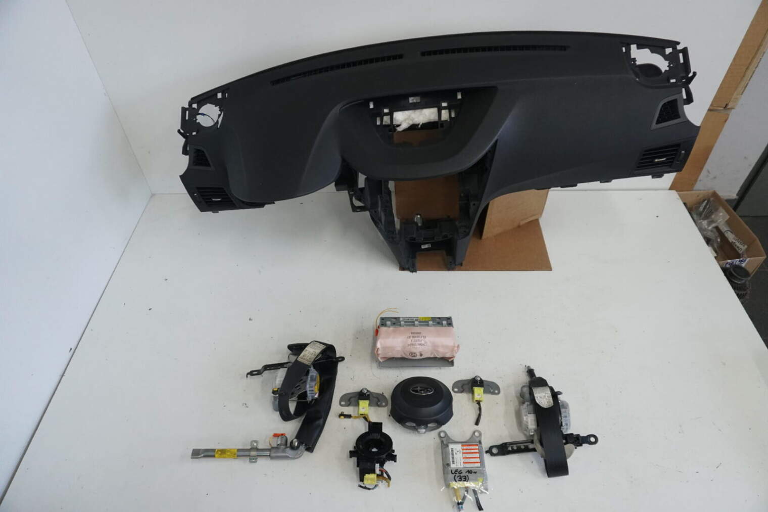 Subaru Legacy V Outback Br Poduszki Powietrzne 98221aj130 Konsola