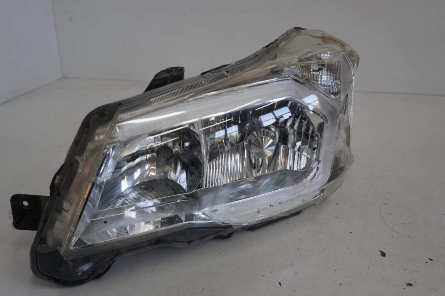 Subaru Forester Sj IV Lampa Lewa Przednia Led - obrazek 2