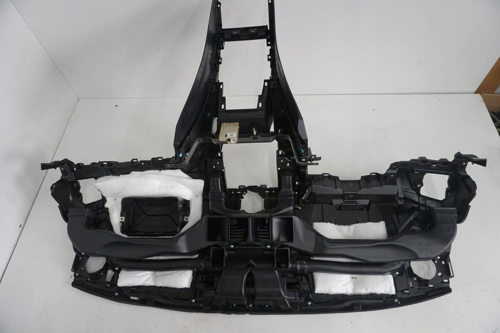 Subaru Impreza Liftback Gt Konsola Deska Rozdzielcza 66040fl000 - obrazek 9