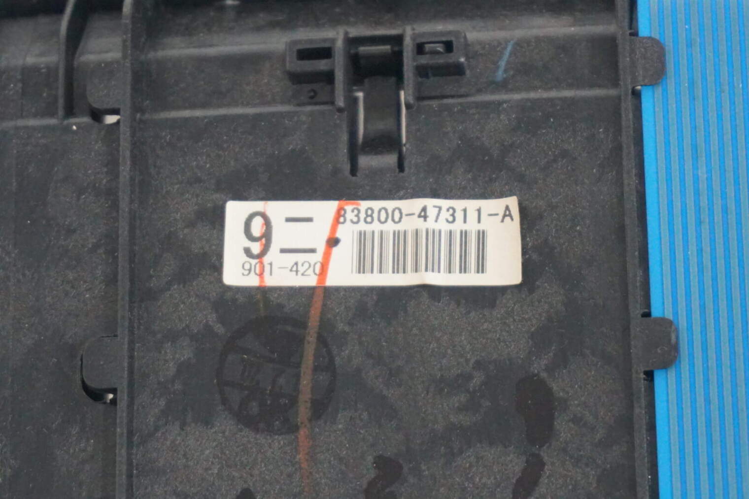Toyota Prius II Wyświetlacz 83800-47311 Uk - obrazek 3