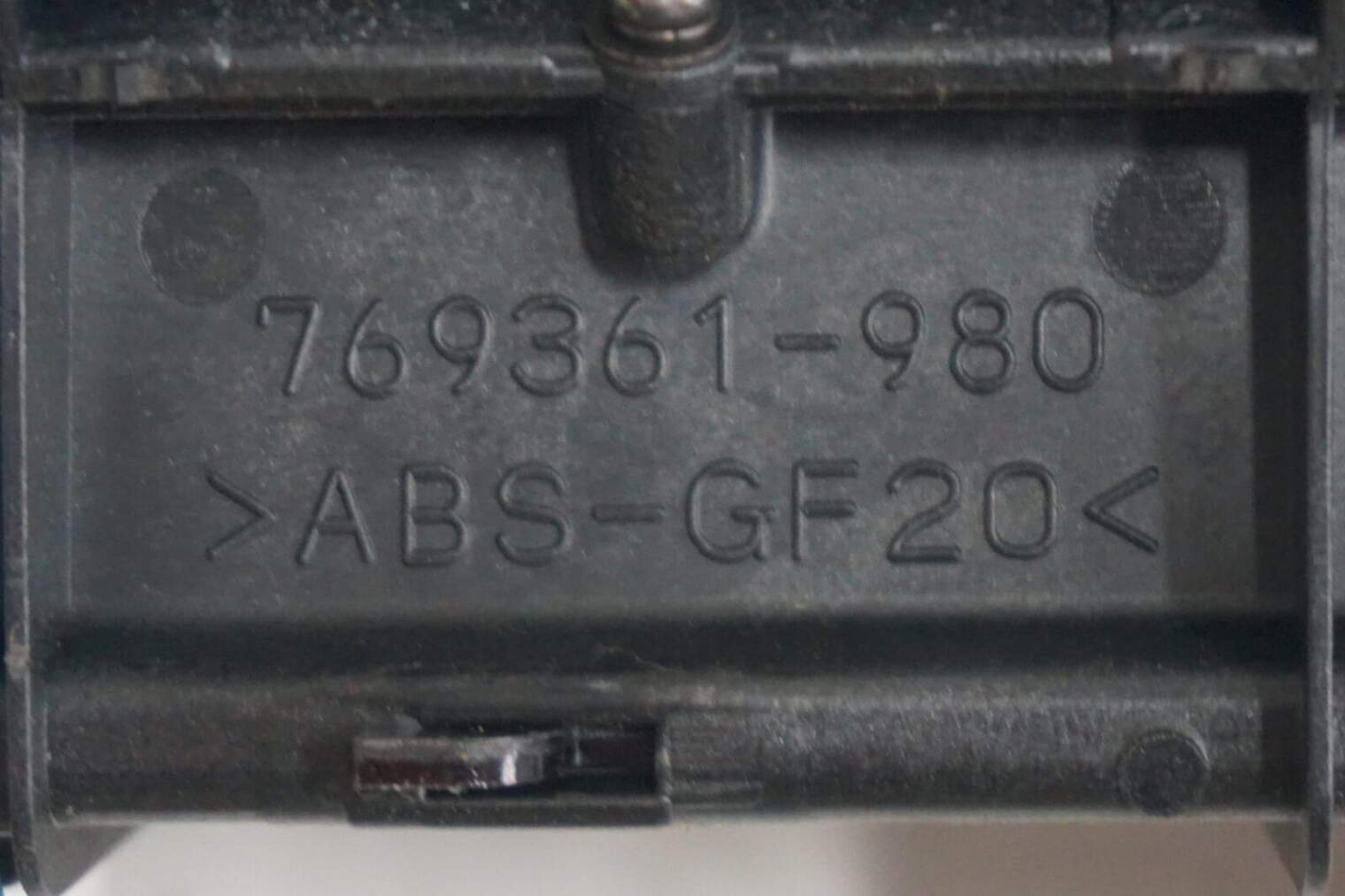 Toyota Prius II Wyświetlacz 83800-47311 Uk - obrazek 4