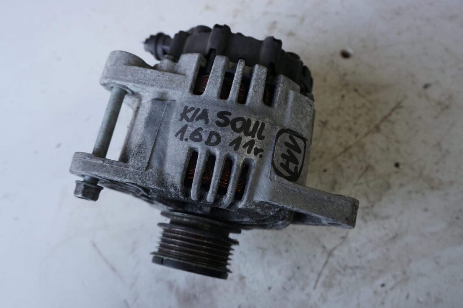 Kia Soul 2011r Alternator 373002a150