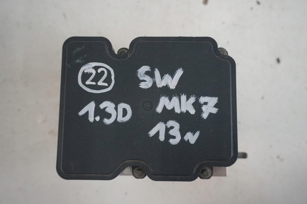 Suzuki Swift Mk7 IV Pompa Sterownik Abs 56110-68la2 - obrazek 2
