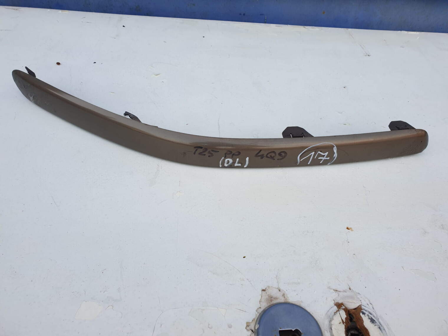 Toyota Avensis T25 Listwa Nakładka Zderzaka Prawa Przód 4q9 52712-05020
