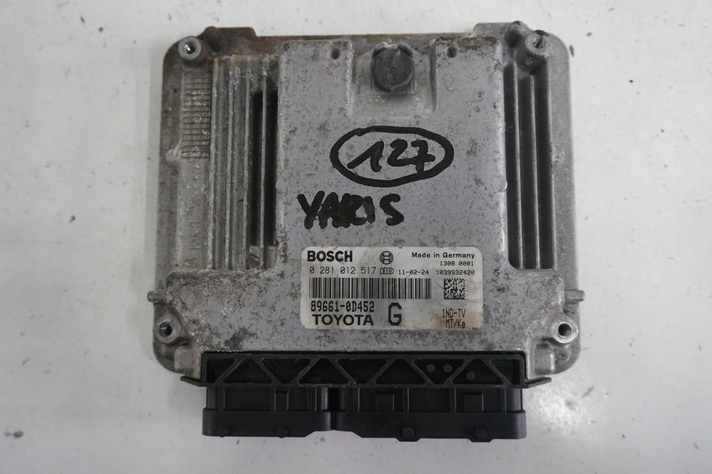 Toyota Yaris II Komputer Sterownik Silnika 89661-0d452