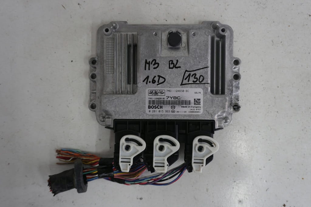 Mazda 3 Bl Komputer Sterownik Silnika 7m61-12a650-Bc 0281015963 1.6d