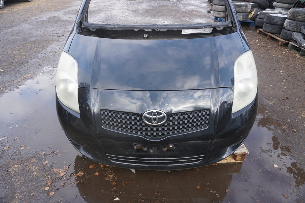Toyota Yaris II Pas Przedni Zderzak Maska Błotnik Lampa Kolor 209